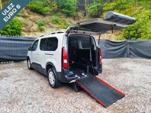 Peugeot Rifter  LWB 5 Seat Wheelchair Accessible Disabled Access R