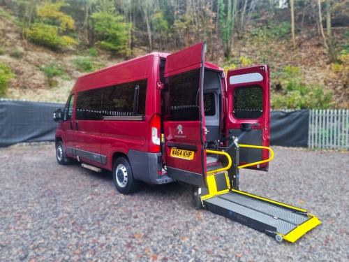 Peugeot Boxer  MWB M/R 5 Seat Wheelchair Accessible Disabled Acce