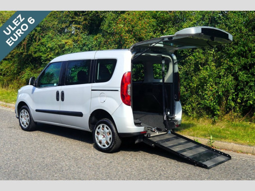 Fiat Doblo  3 Seat Petrol Wheelchair Accessible Disabled Acces