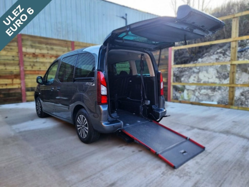 Peugeot Partner  5 Seat Auto Wheelchair Accessible Disabled Access 