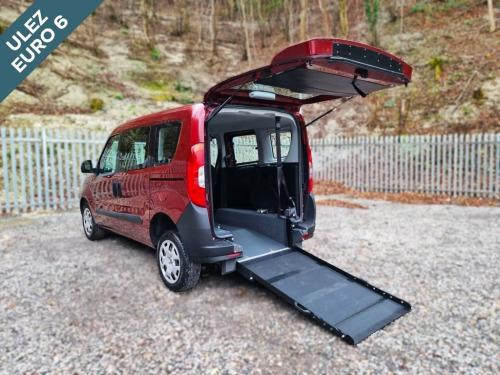 Fiat Doblo  3 Seat Petrol Wheelchair Accessible Disabled Acces