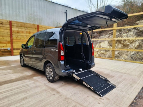 Peugeot Partner  3 Seat Auto Wheelchair Accessible Disabled Access 