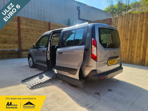Ford Grand Tourneo Connect  Side Entry Passenger Up Front Auto Wheelchair Acce