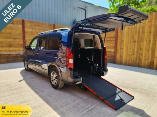 Peugeot Rifter  L2 LWB 4 Seat Petrol Auto Wheelchair Accessible Di 