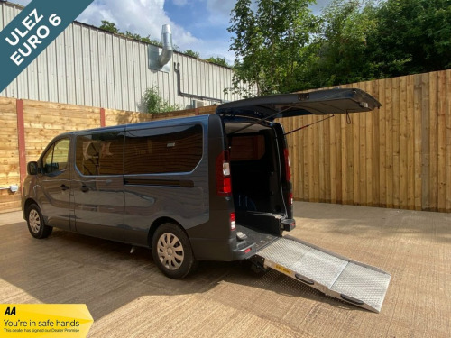 Vauxhall Vivaro  L2 LWB 5 Seat Wheelchair Accessible Disabled Acces