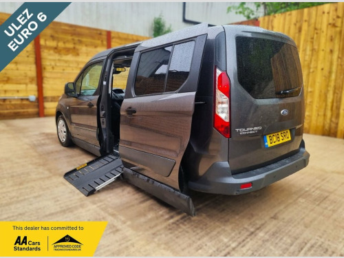 Ford Grand Tourneo Connect  Side Entry Passenger Up Front Auto Wheelchair Acce