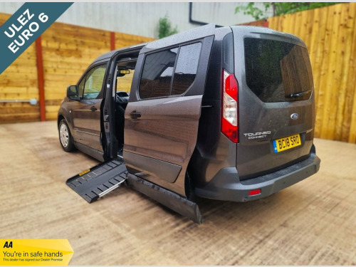 Ford Grand Tourneo Connect  Side Entry Passenger Up Front Auto Wheelchair Acce