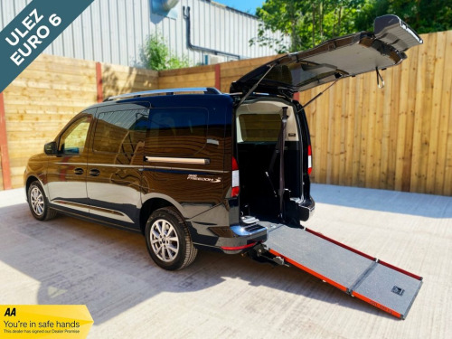 Ford Grand Tourneo Connect  5 Seat Auto Wheelchair Accessible Disabled Access 