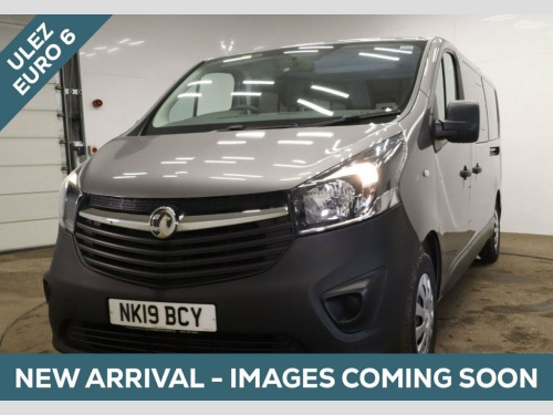 Vauxhall Vivaro  L2 LWB 5 Seat Wheelchair Accessible Disabled Acces