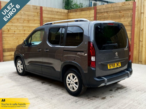 Peugeot Rifter  3 Seat Wheelchair Accessible Disabled Access Vehic