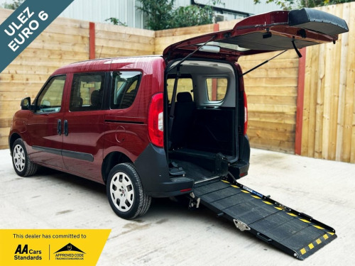 Fiat Doblo  4 Seat Petrol Wheelchair Accessible Disabled Acces