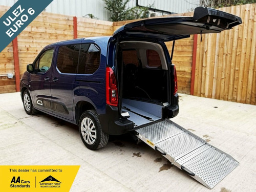 Citroen Berlingo  3 Seat Wheelchair Accessible Disabled Access Vehic 