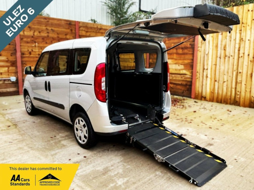 Fiat Doblo  3 Seat Wheelchair Accessible Disabled Access Vehic 