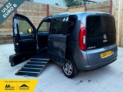 Fiat Doblo  4 Seat Side Entry Passenger Up Front Wheelchair Ac 