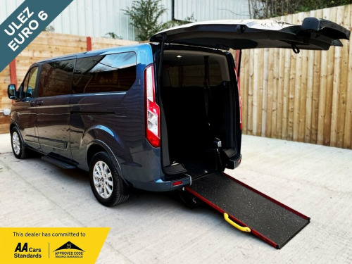 Ford Tourneo Custom  L2 LWB 5 Seat Twin Wheelchair Accessible Disabled  