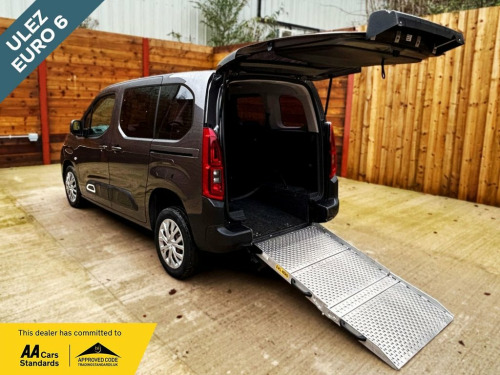 Citroen Berlingo  3 Seat Auto Wheelchair Accessible Disabled Access 