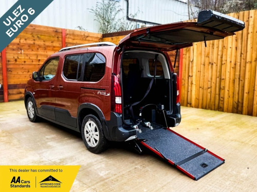 Peugeot Rifter  4 Seat Petrol Auto Wheelchair Accessible Disabled  