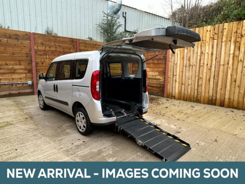 Fiat Doblo  3 Seat Wheelchair Accessible Disabled Access Vehic 