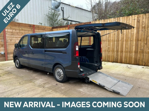 Vauxhall Vivaro  L2 LWB 5 Seat Wheelchair Accessible Disabled Acces 