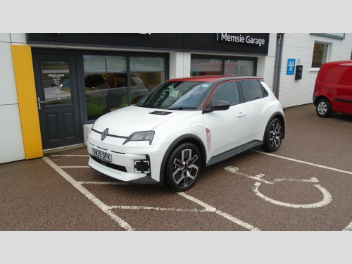 Renault 5  techno 150hp comfort range