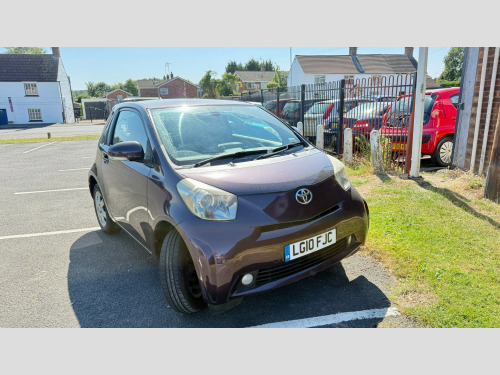 Toyota iQ  1.0 VVT-i 2 Hatchback 3dr Petrol Multidrive Euro 4 (68 bhp)