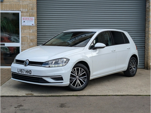 Volkswagen Golf  1.6 TDI SE 5dr DSG