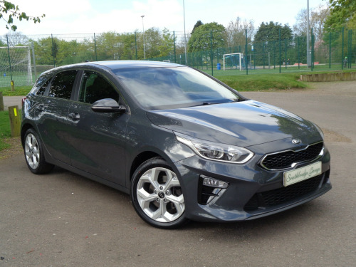 Kia ceed  1.6CRDi 3 ISG 5-Door AUTOMATIC