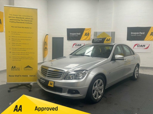 Mercedes-Benz C-Class C220 2.1 C220 CDI BlueEfficiency SE Saloon 4dr Diesel A