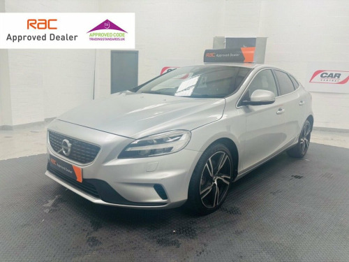 Volvo V40  2.0 D4 R-Design Pro Hatchback 5dr Diesel Manual Eu