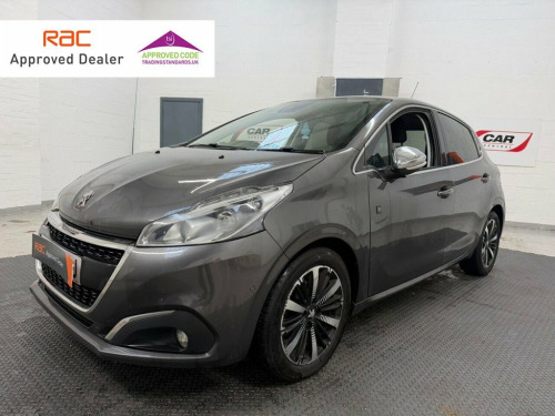 Peugeot 208  1.2 PureTech Tech Edition Hatchback 5dr Petrol Man