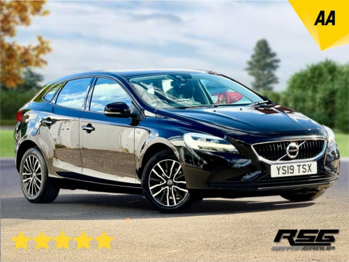 Volvo V40  2.0 D2 Momentum Nav Plus Hatchback 5dr Diesel Manu