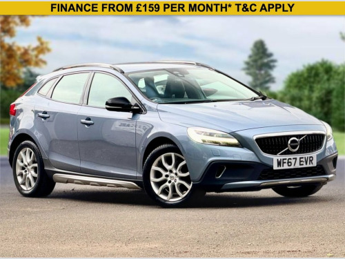 Volvo V40  2.0 T3 Pro Hatchback 5dr Petrol Manual Euro 6 (s/s