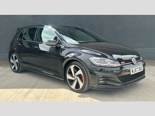 Volkswagen Golf 2.0 TSI GTI