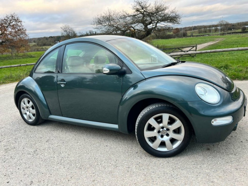 Volkswagen Beetle  2.0 8V 3d 114 BHP