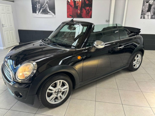 MINI Convertible  1.6 One Convertible 2dr Petrol Manual Euro 5 (98 p