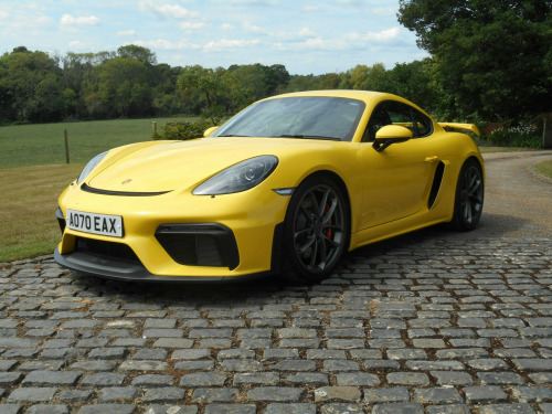 Porsche 718  CAYMAN GT4 2-Door