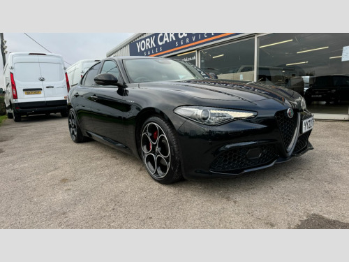 Alfa Romeo Giulia  2.0 TB 280 Veloce [Performance brake] 4dr Auto