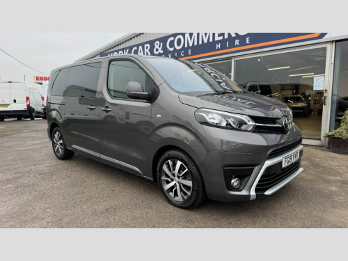 Toyota PROACE Verso  2.0D Family Medium MWB Euro 6 (s/s) 5dr (8 Seat)