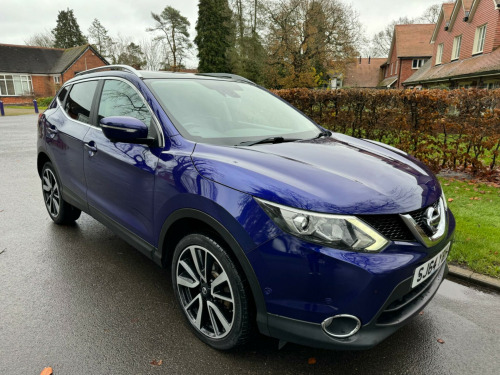 Nissan Qashqai  1.2 DIG-T Tekna 2WD Euro 5 (s/s) 5dr