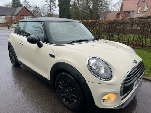 MINI Hatch  1.5 Cooper Euro 6 (s/s) 3dr