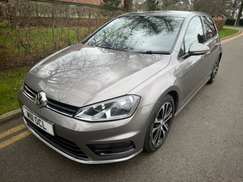 Volkswagen Golf  2.0 TDI BlueMotion Tech R-Line Euro 6 (s/s) 5dr