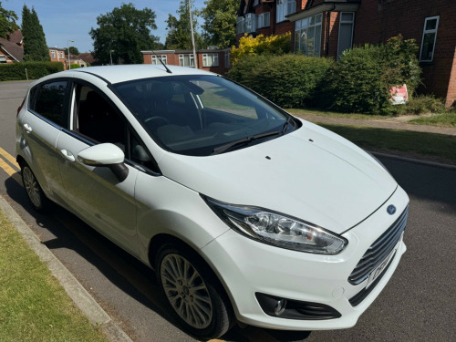 Ford Fiesta  1.6 Titanium Powershift Euro 5 5dr