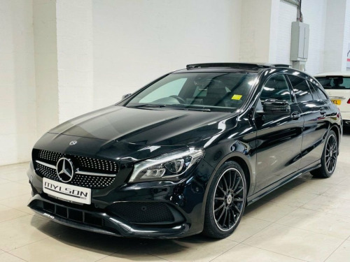Mercedes-Benz CLA  1.6 CLA200 AMG Line Night Edition (Plus) Shooting 