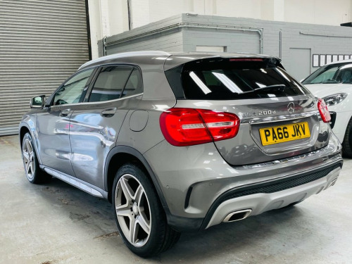 Mercedes-Benz GLA-Class  2.1 GLA200d AMG Line (Premium) SUV 5dr Diesel 7G-D
