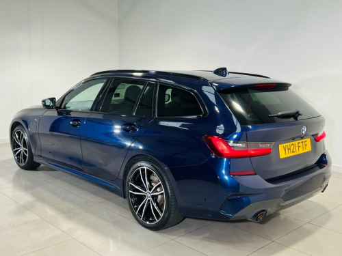BMW 3 Series  2.0 330e 12kWh M Sport Pro Edition Touring 5dr Pet