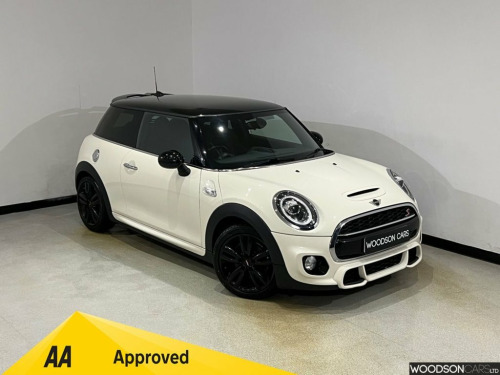 MINI Hatch  2.0 Cooper S Sport Hatchback 3dr Petrol Manual Eur