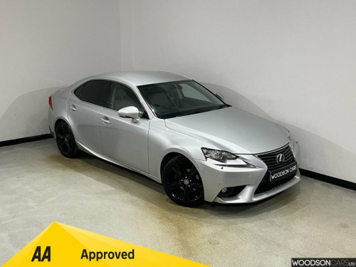 Lexus IS  2.5 300h Executive Edition Saloon 4dr Petrol Hybri