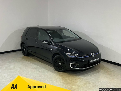Volkswagen Golf  35.8kWh e-Golf Hatchback 5dr Electric Auto (136 ps