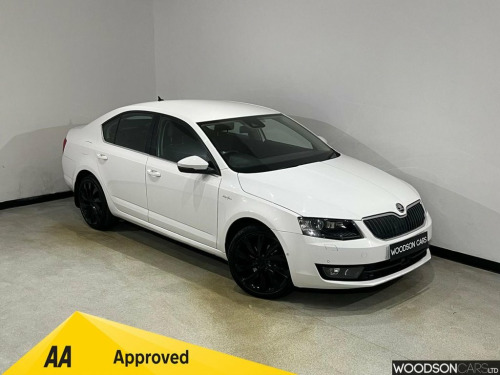 Skoda Octavia  2.0 TDI Laurin & Klement Hatchback 5dr Diesel DSG 