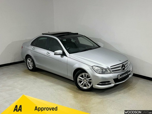 Mercedes-Benz C-Class C220 2.1 C220 CDI Executive SE (Premium Plus) Saloon 4d